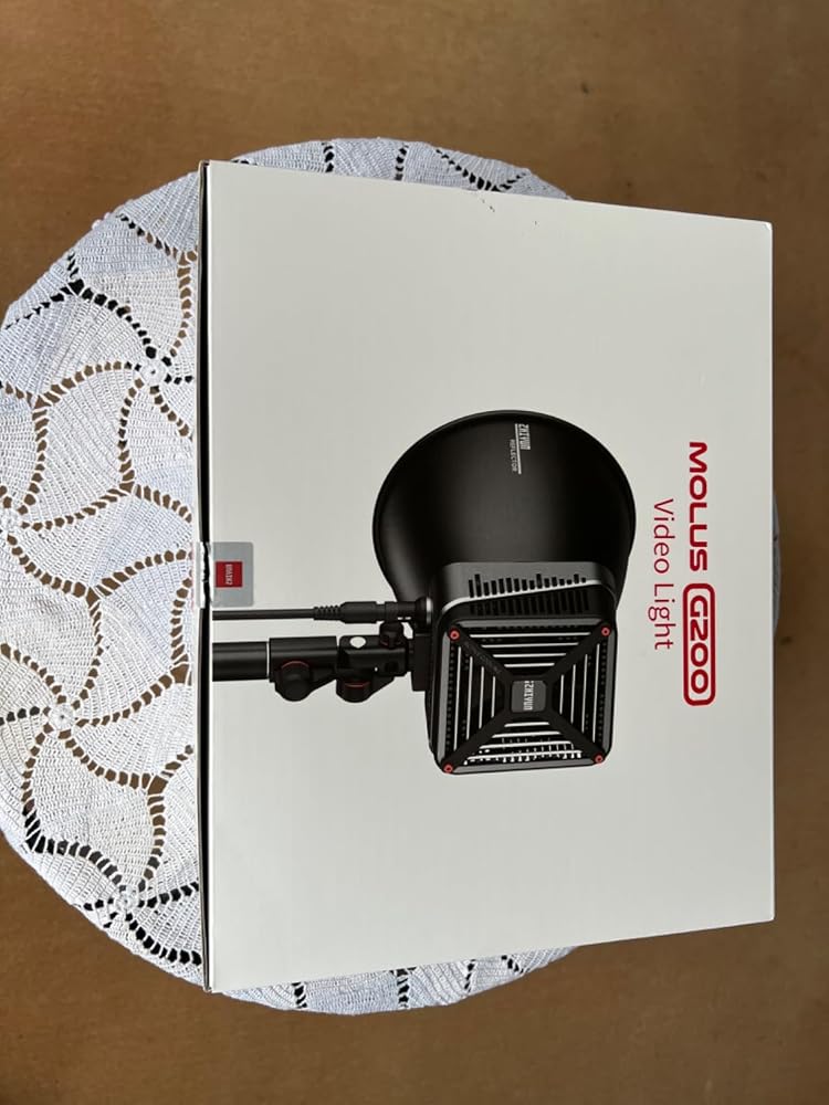 Zhiyun Molus G200 Videoleuchte 200W Bowens 2700-6500K