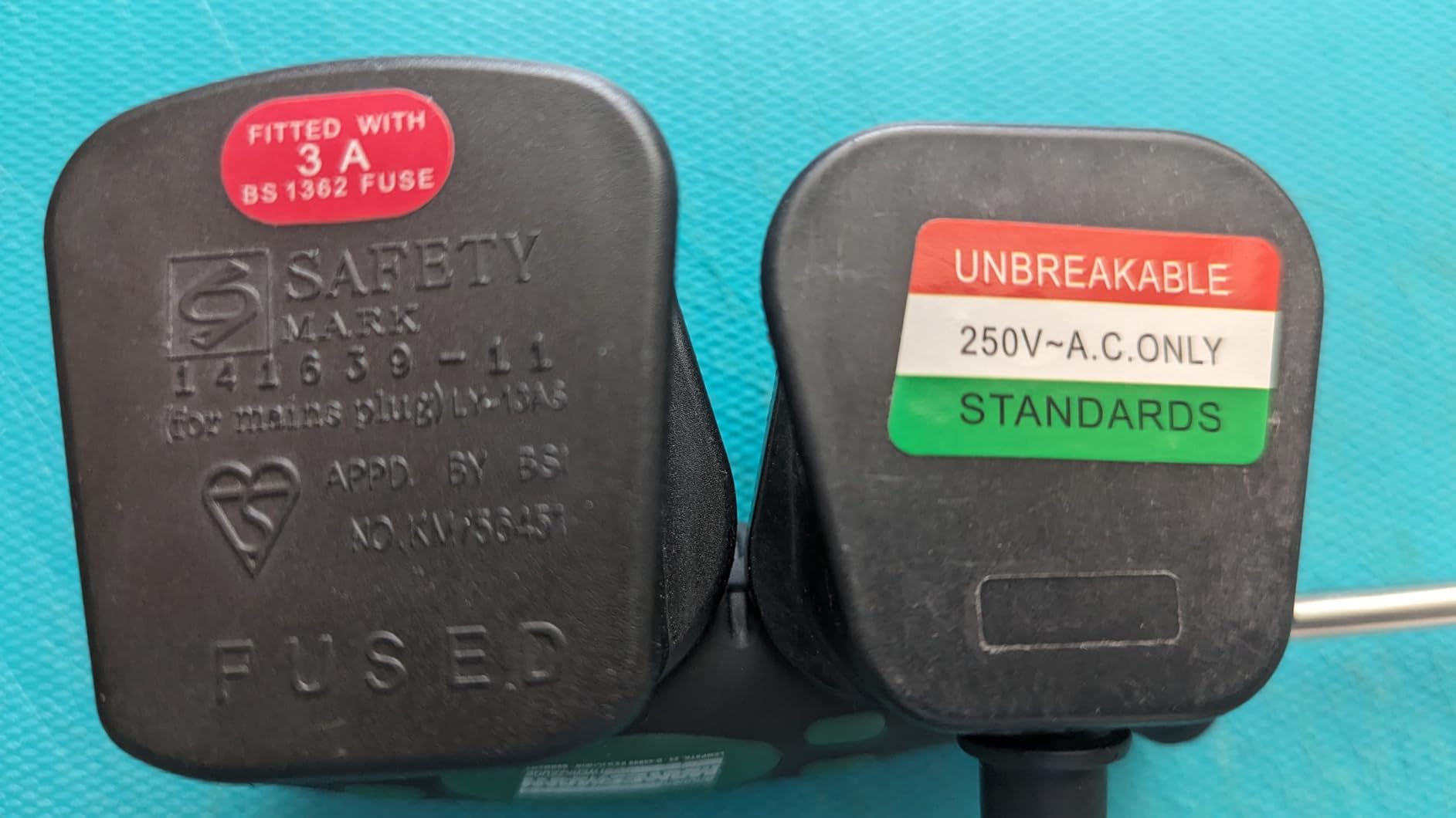 Maclean Energy MCE193 UK Netzstecker 13A 1 Stück
