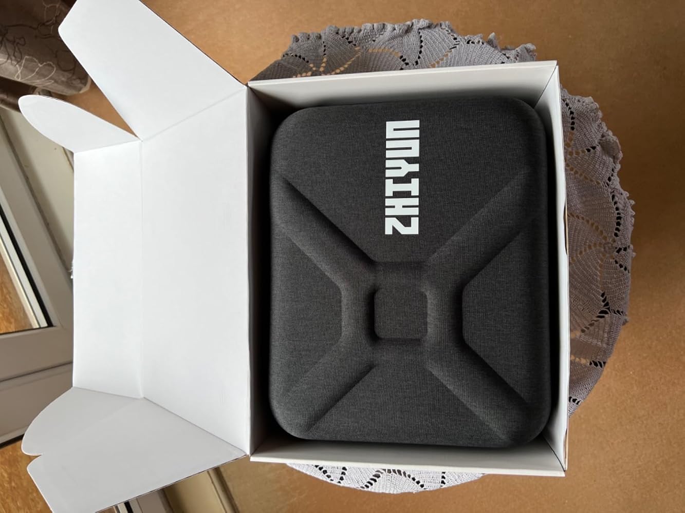 Zhiyun Molus G200 Videoleuchte 200W Bowens 2700-6500K