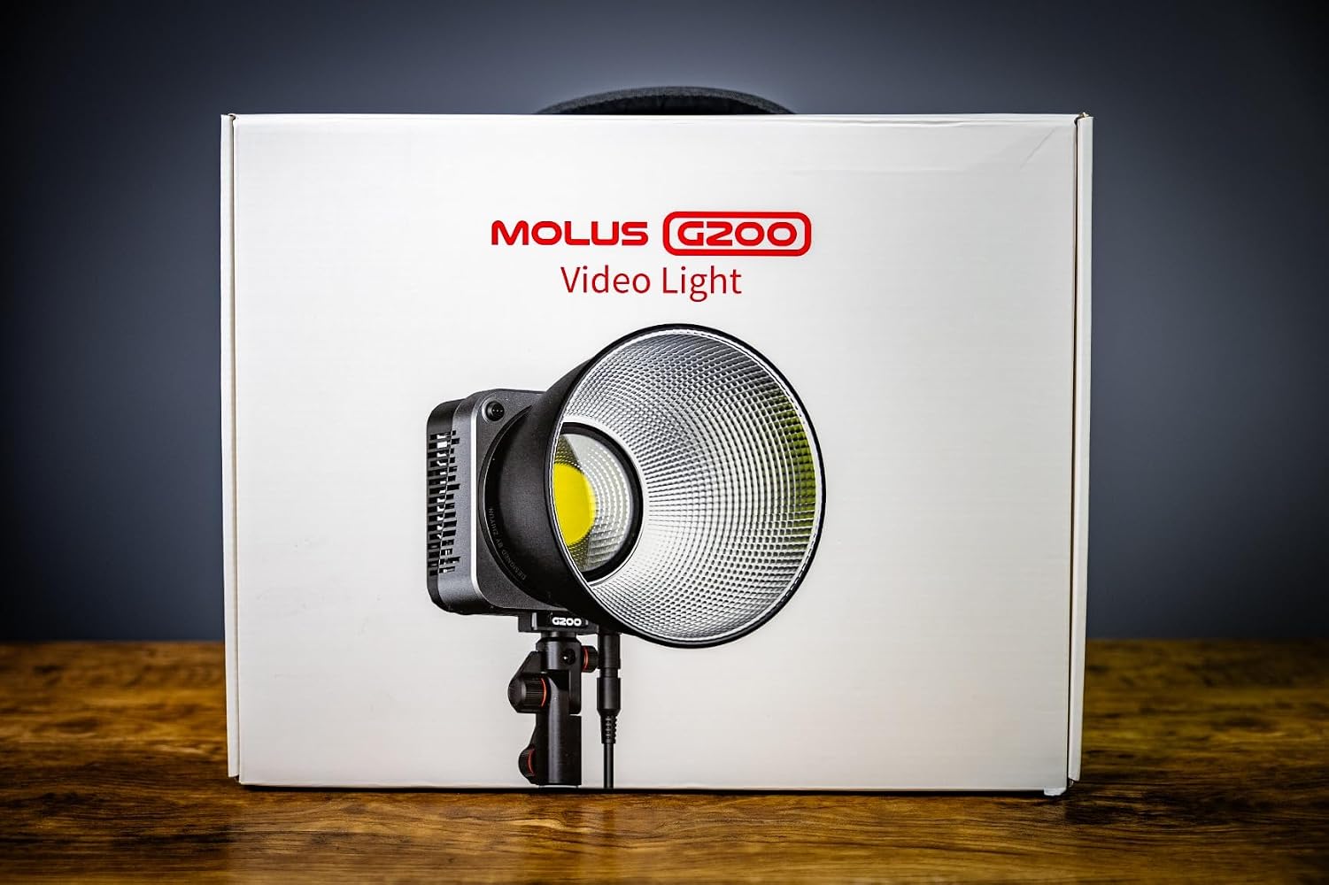 Zhiyun Molus G200 Videoleuchte 200W Bowens 2700-6500K
