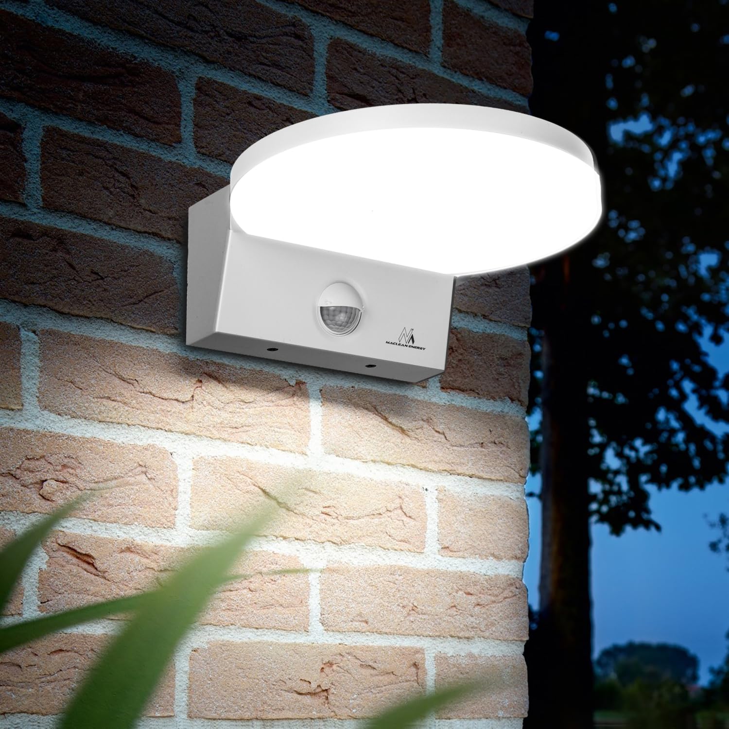 Maclean Energy MCE344 LED Wandleuchte weiß 15W IP65 mit Sensor