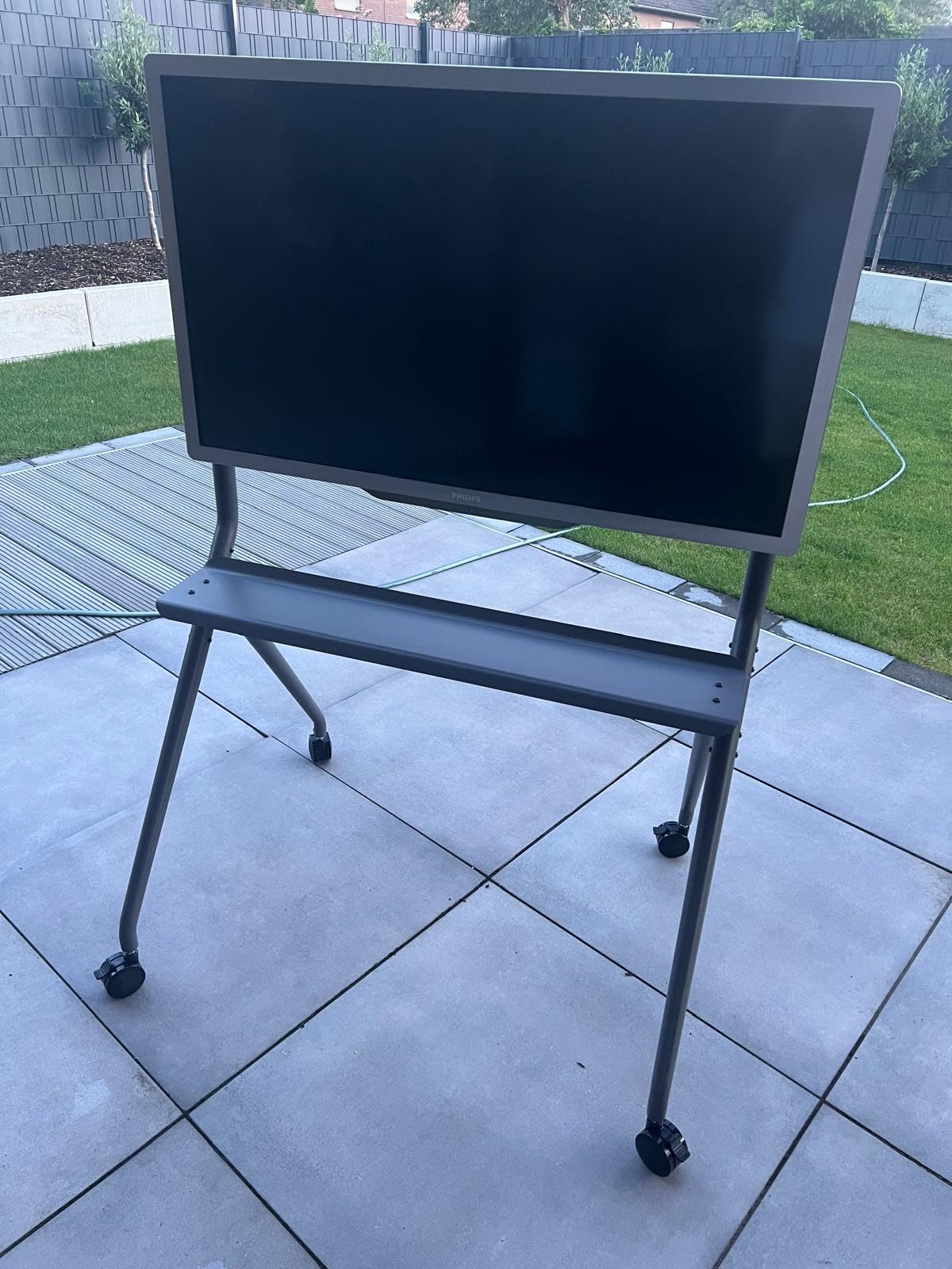 Maclean Energy MC-977 TV-Bodenständer 50-86 Zoll 120 kg