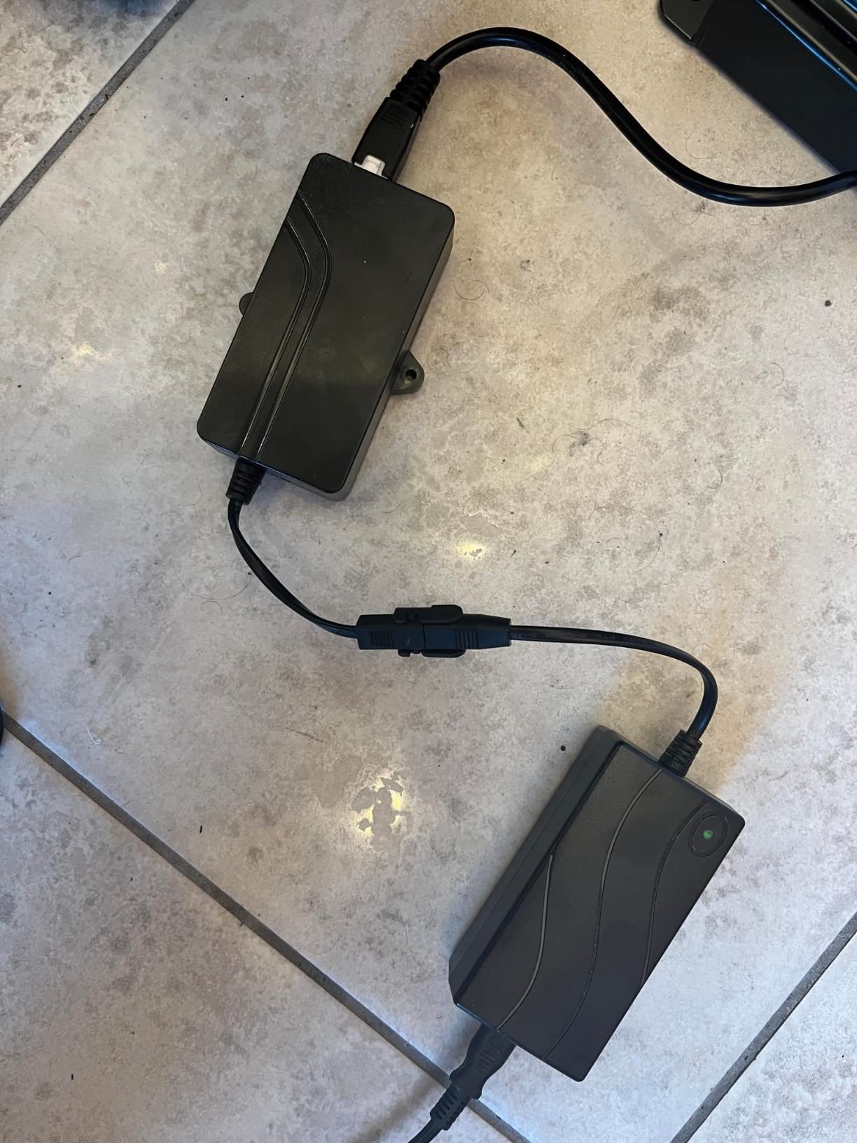 Maclean Energy MC-866 TV Halterung elektrisch 37-65 Zoll ohne Zubehör