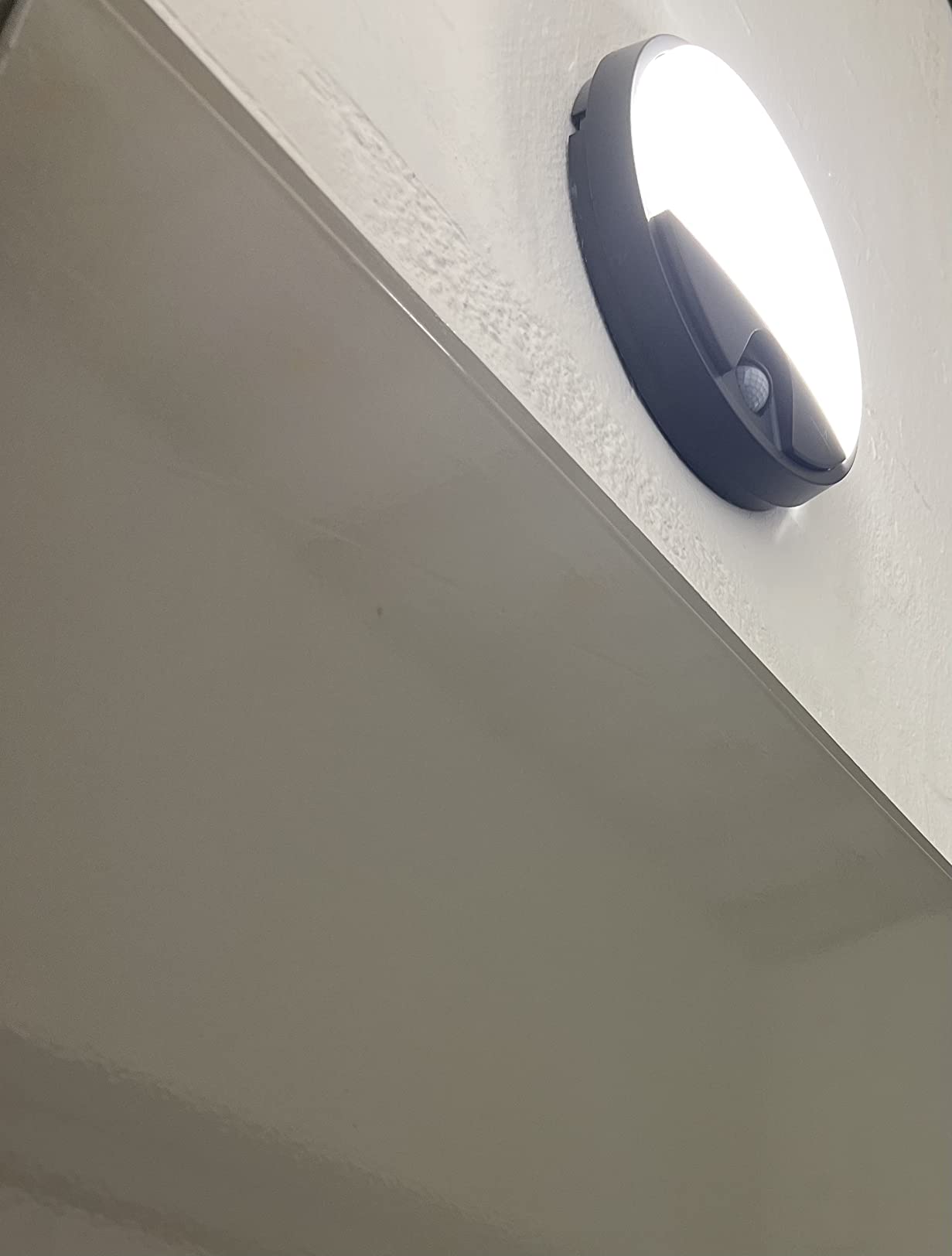 Maclean Energy MCE291 LED Wandleuchte Weiß mit Bewegungsmelder IP54