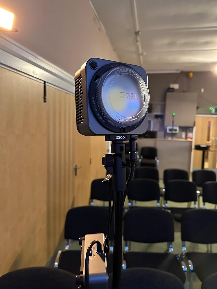 Zhiyun Molus G200 Videoleuchte 200W Bowens 2700-6500K