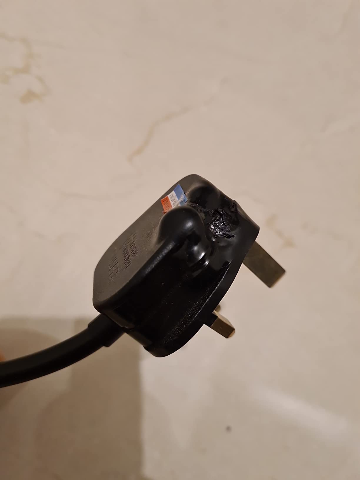 Maclean Energy MCE193 UK Netzstecker 13A 1 Stück