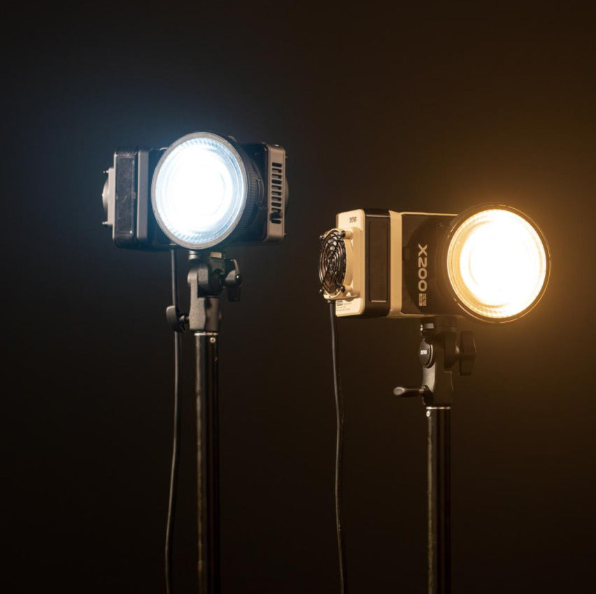 Zhiyun MOLUS X200 RGB LED Videoleuchte 200W 2500-10000K