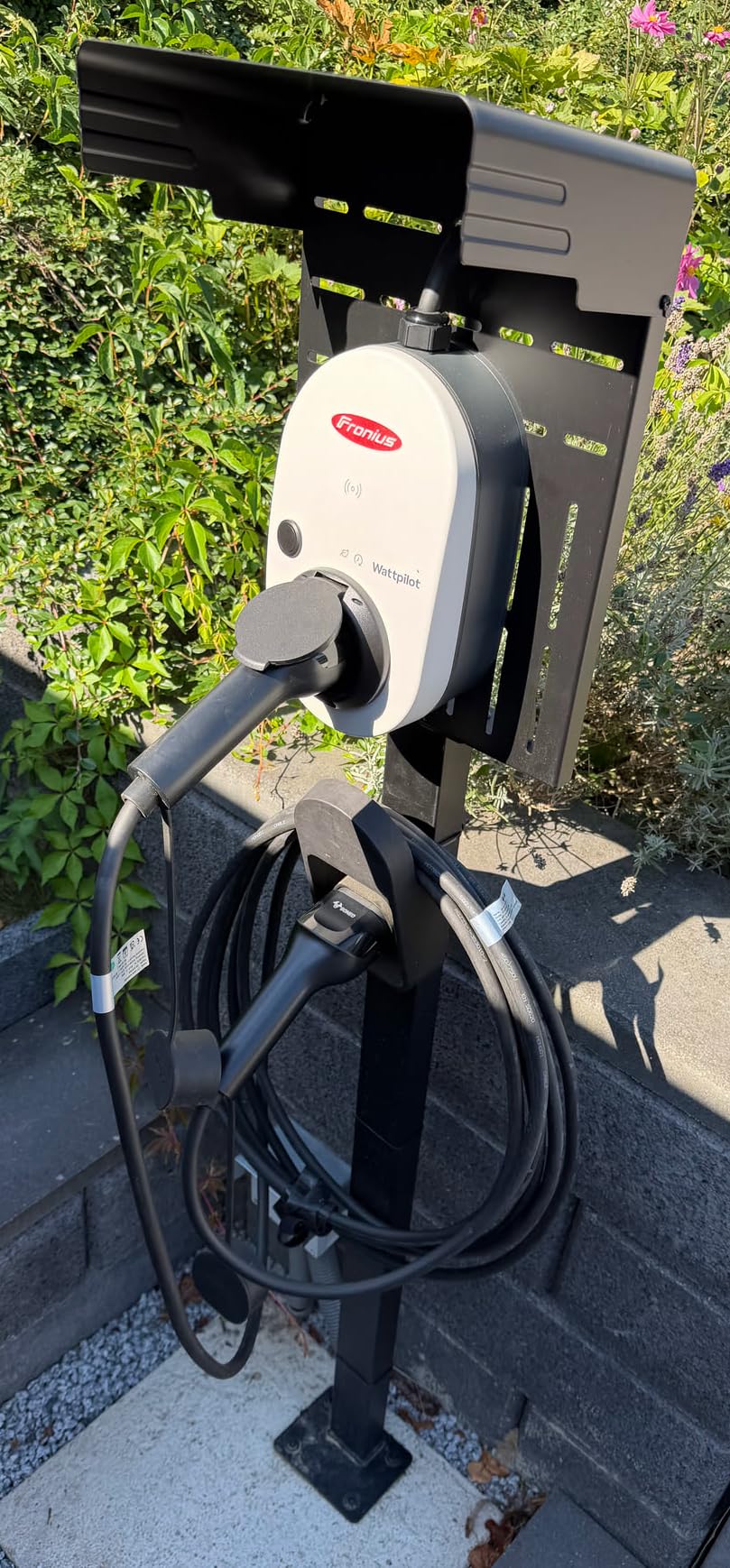Maclean Energy MCE456 Ladeständer für Wallbox 15 kg Outdoor