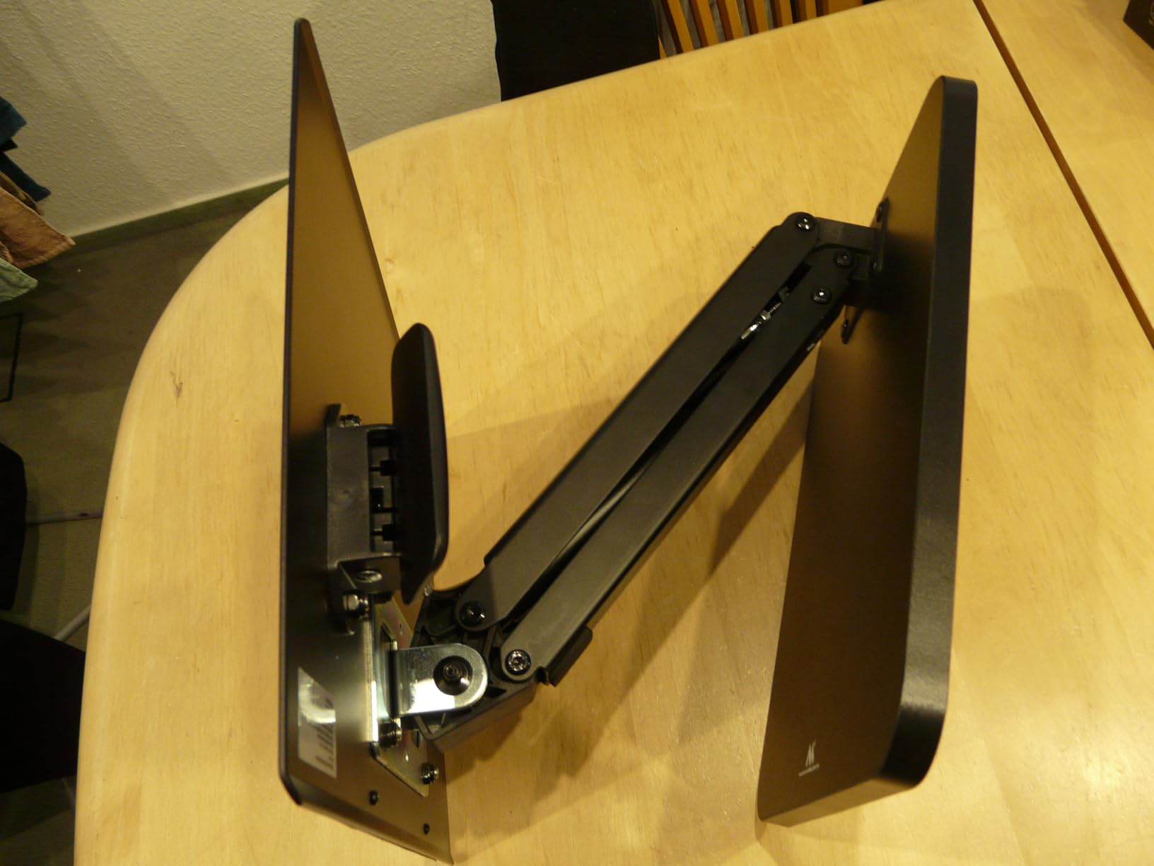 Maclean Brackets MC-493 Monitor-Ständer höhenverstellbar