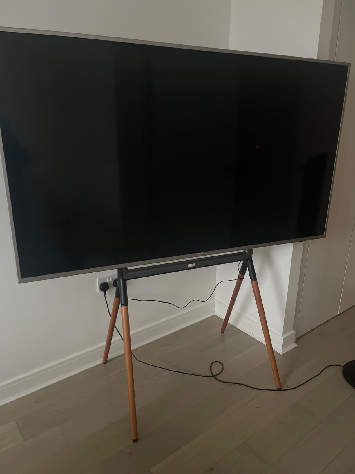 Maclean MC-926 TV Ständer 49-70 Zoll VESA 600x400 Walnuss