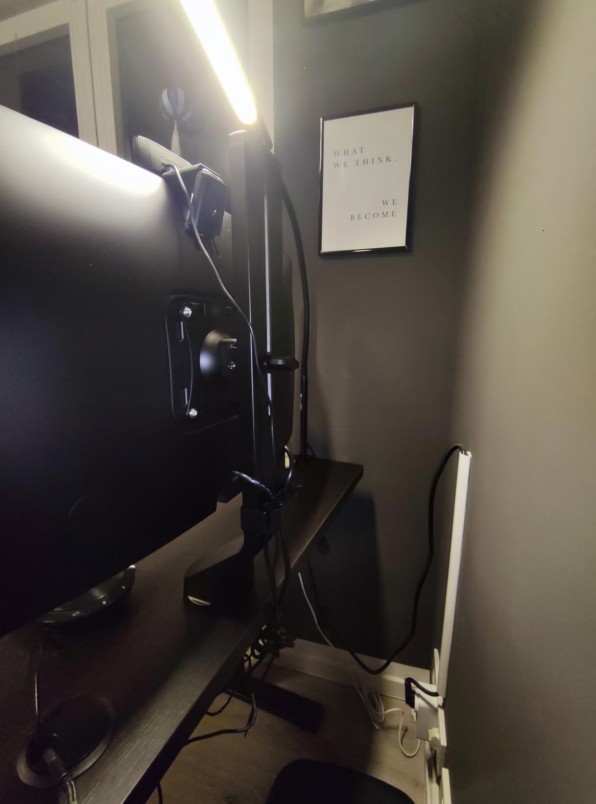 Maclean MC-854 Monitorhalterung für 2 Monitore 17-27 Zoll VESA