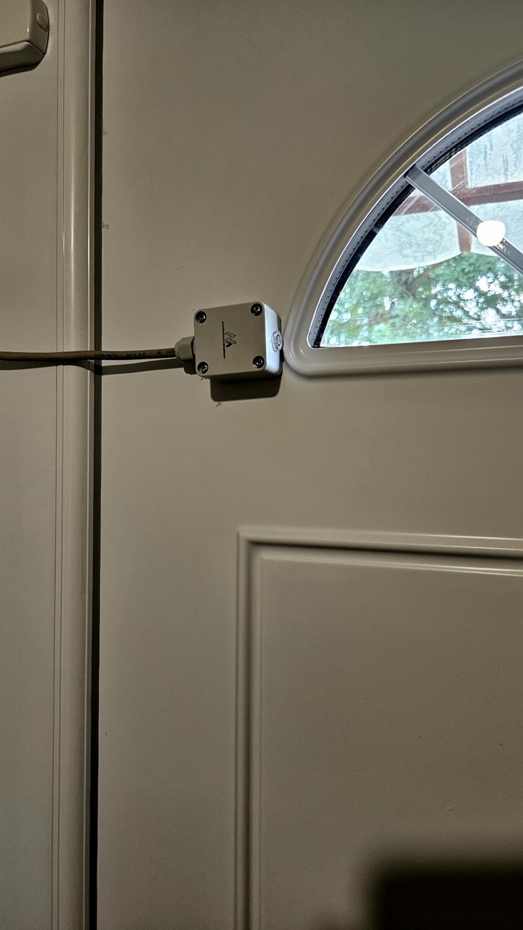 Maclean Energy MCE35 Dämmerungssensor IP65 außen 3000W