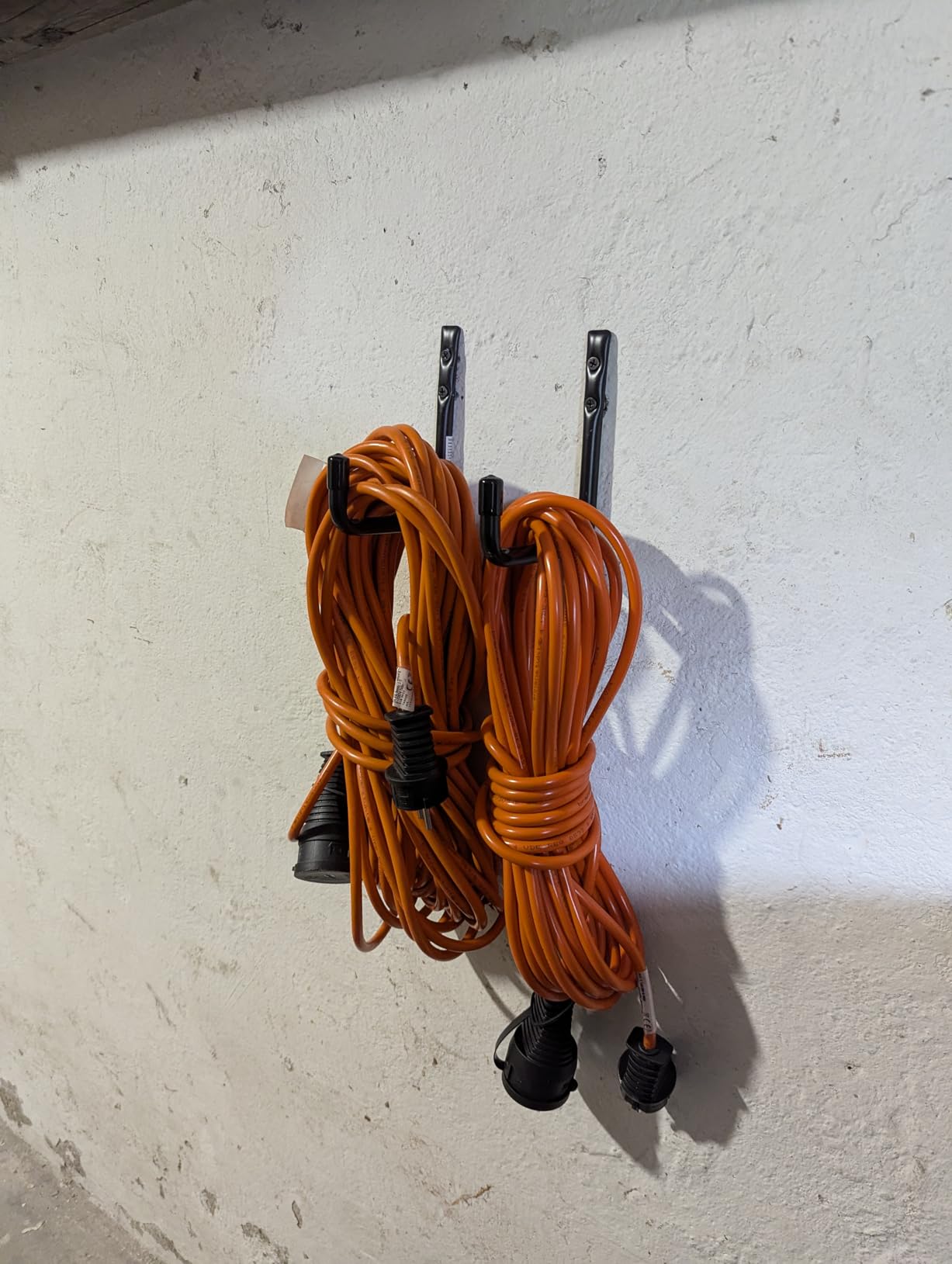 Maclean Wandhalterung 2er Set 18x20 cm Stahl Reifen Fahrrad 22 kg
